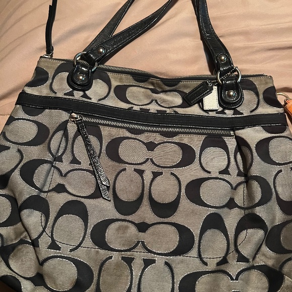 Coach Handbags - Coach bag